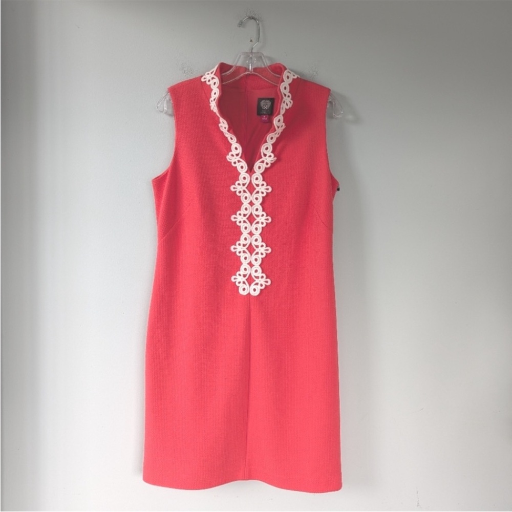 Vince Camuto Coral Dress with White Lace Detail. Size 10